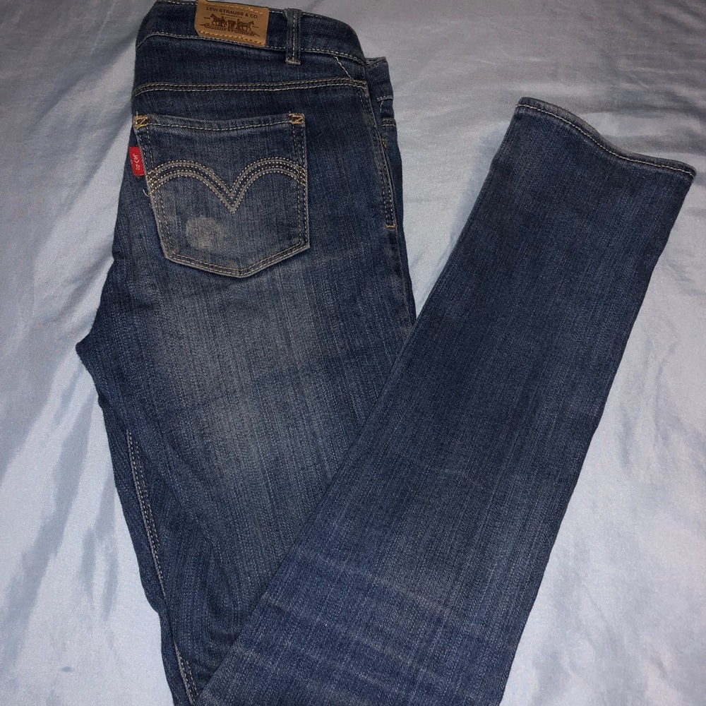 Size 12 girls Levi’s (fits women’s size 0)